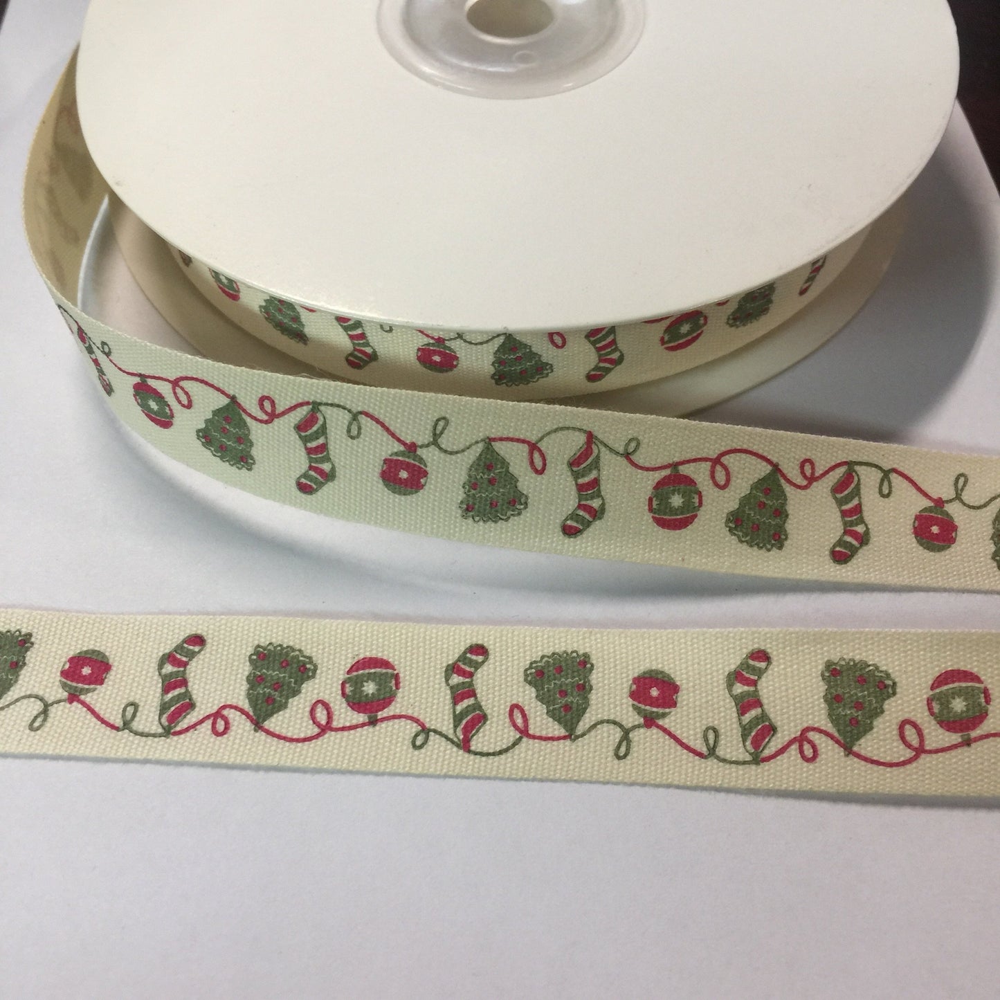 Belagio Enterprises Printed Cotton Ribbon Tape - 5/8" Width x 25 Yards Roll - Christmas Presents and Stockings