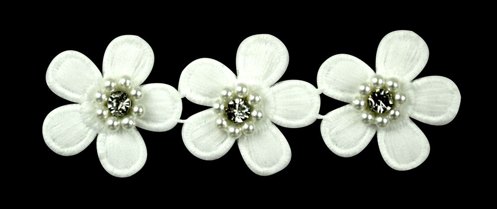 WHITE FLOWER PEARL TRIM