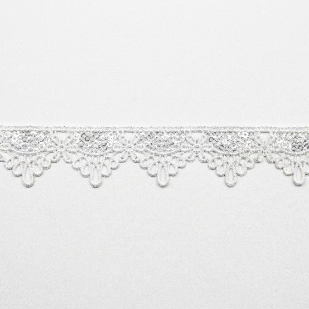Belagio Enterprises 1-inch White Scalloped Sequin Lace Trim – 15 Yard Roll